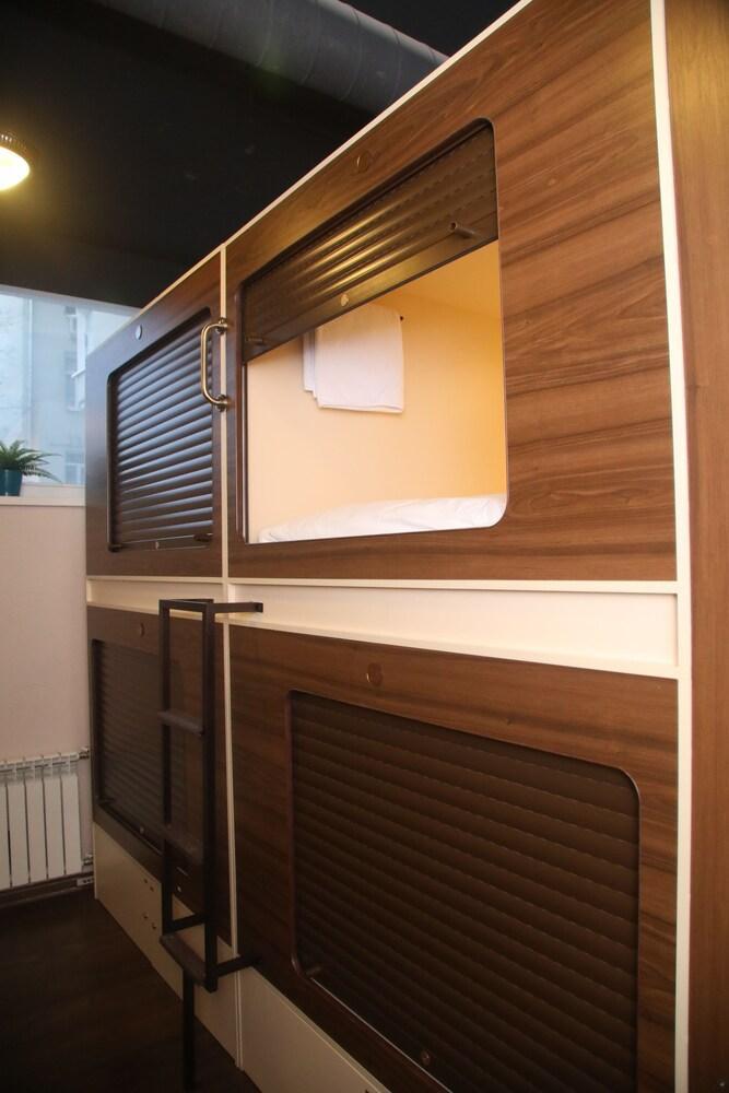 Capsule Hotel Interqube Tretyakovskaya Moscovo Exterior foto